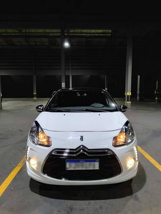 CITROËN DS3 1.6 THP GASOLINA SPORT CHIC MANUAL CITROËN DS3 1.6 THP GASOLINA SPORT CHIC MANUAL